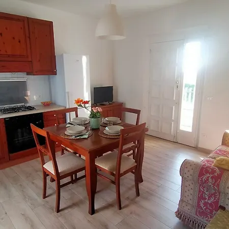 A Schiera Trilocale Cod 492 - Taunus Vacanze * Numana